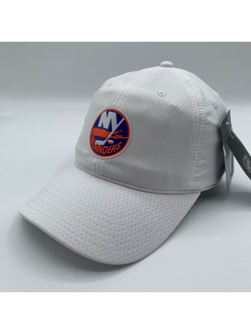 New York Islanders NHL White Levelwear Relaxed Fit Strapback Hat New